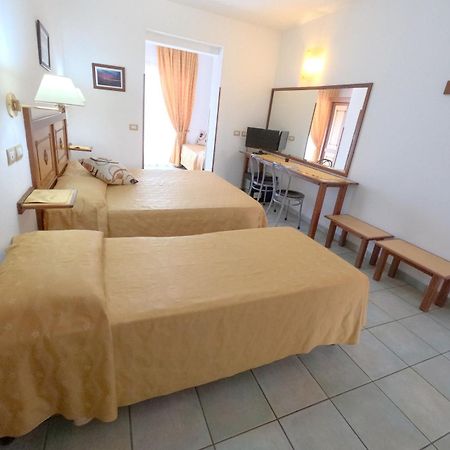Hotel La Playa Cala Gonone Bagian luar foto