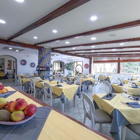 Hotel La Playa Cala Gonone Bagian luar foto