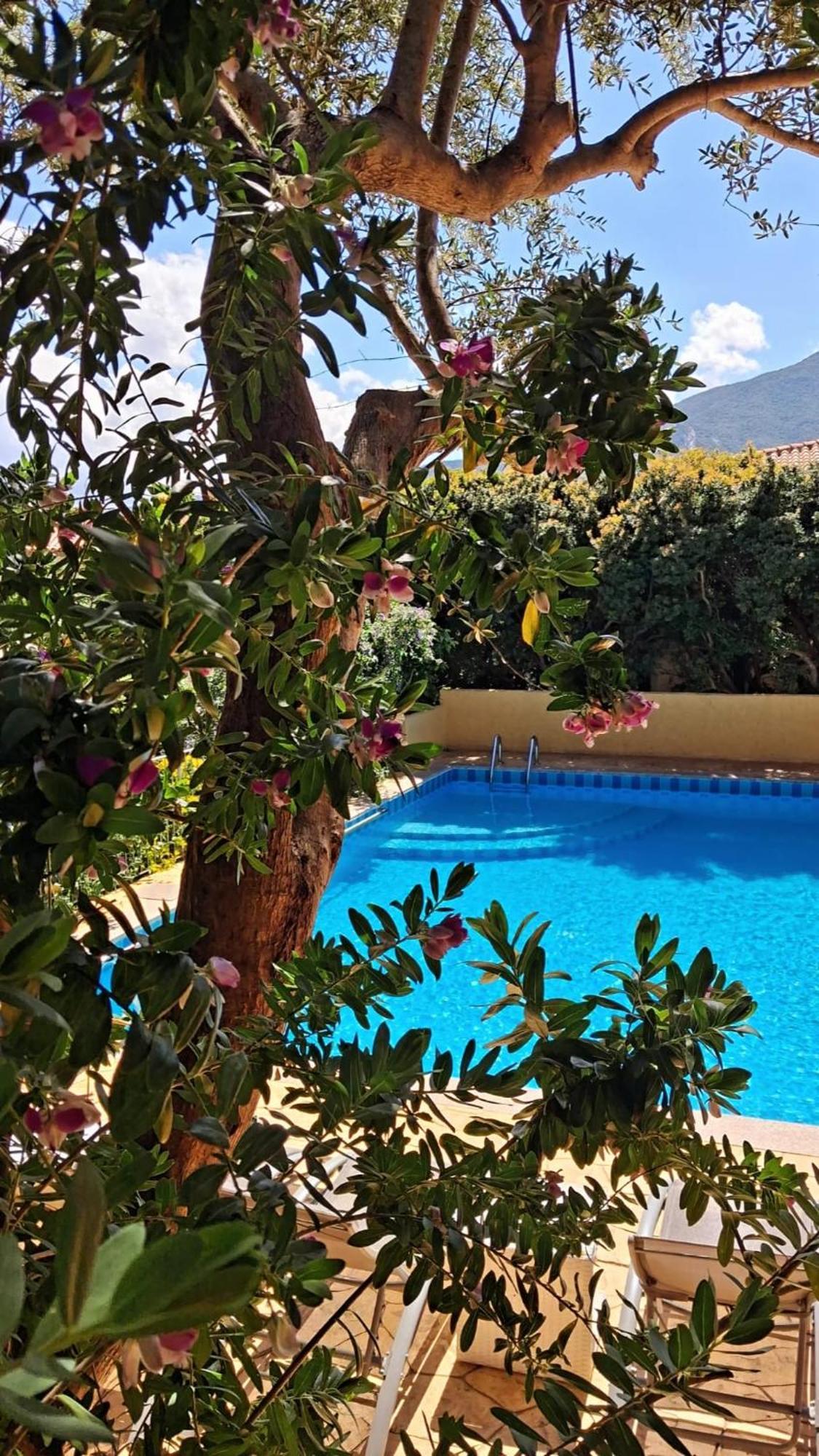 Hotel La Playa Cala Gonone Bagian luar foto