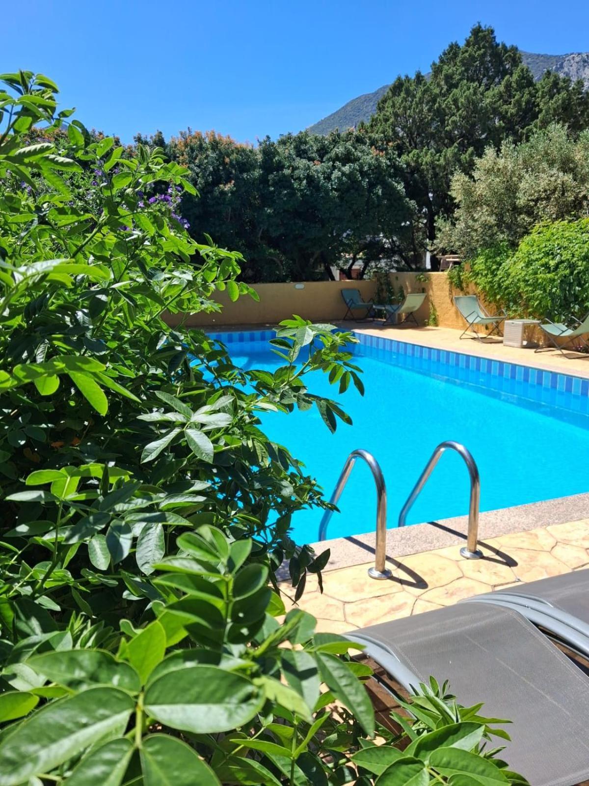 Hotel La Playa Cala Gonone Bagian luar foto